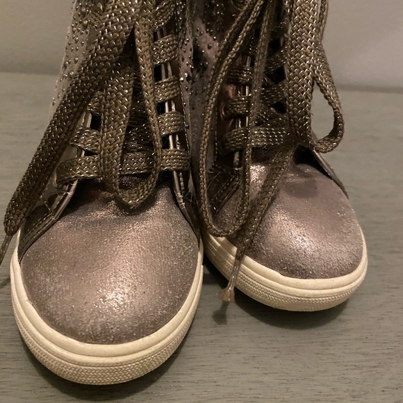 Stuart Weitzman rhinestones wedges. Size Youth 12 - Picture 6 of 6